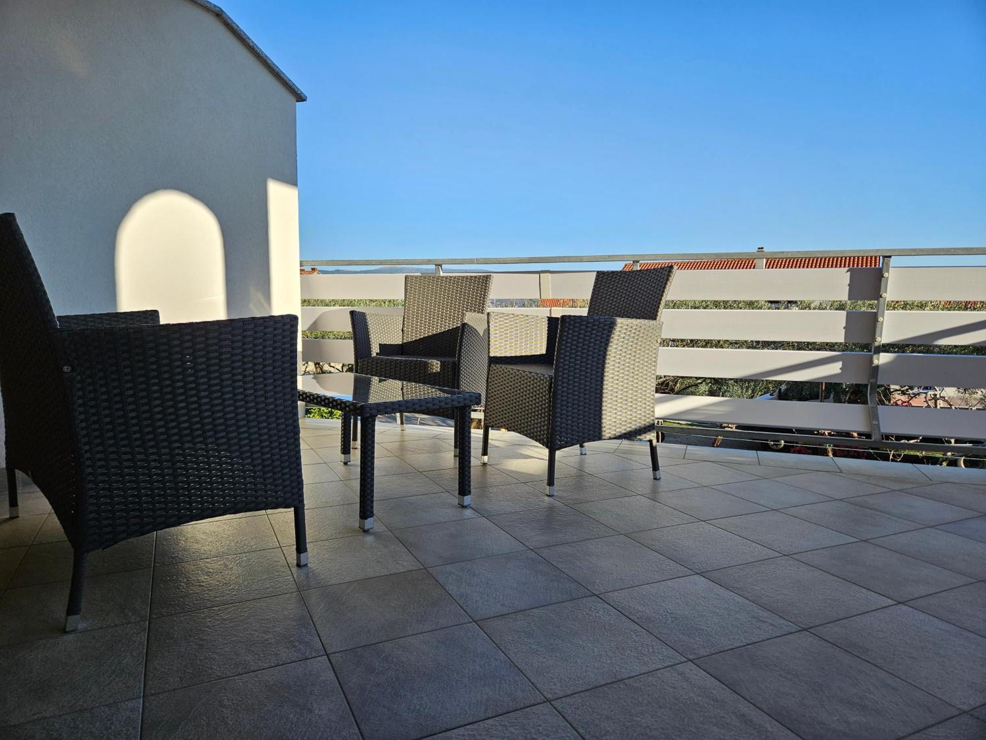 Apartmani Pavlovic Кърк Екстериор снимка