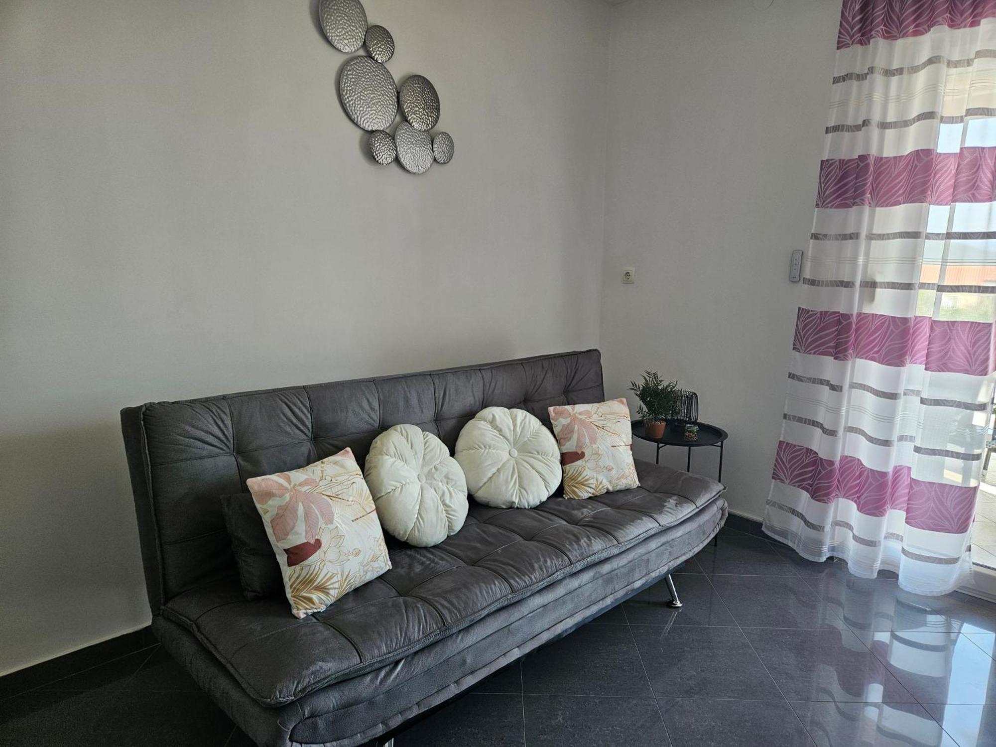 Apartmani Pavlovic Кърк Екстериор снимка